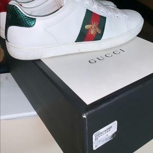 Women’s Gucci Ace embroidered sneaker